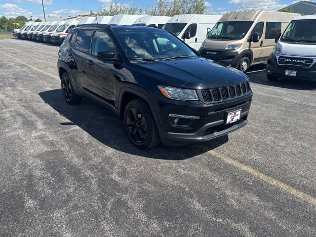 Used 2019 Jeep Compass Latitude AWD/4WD image 2