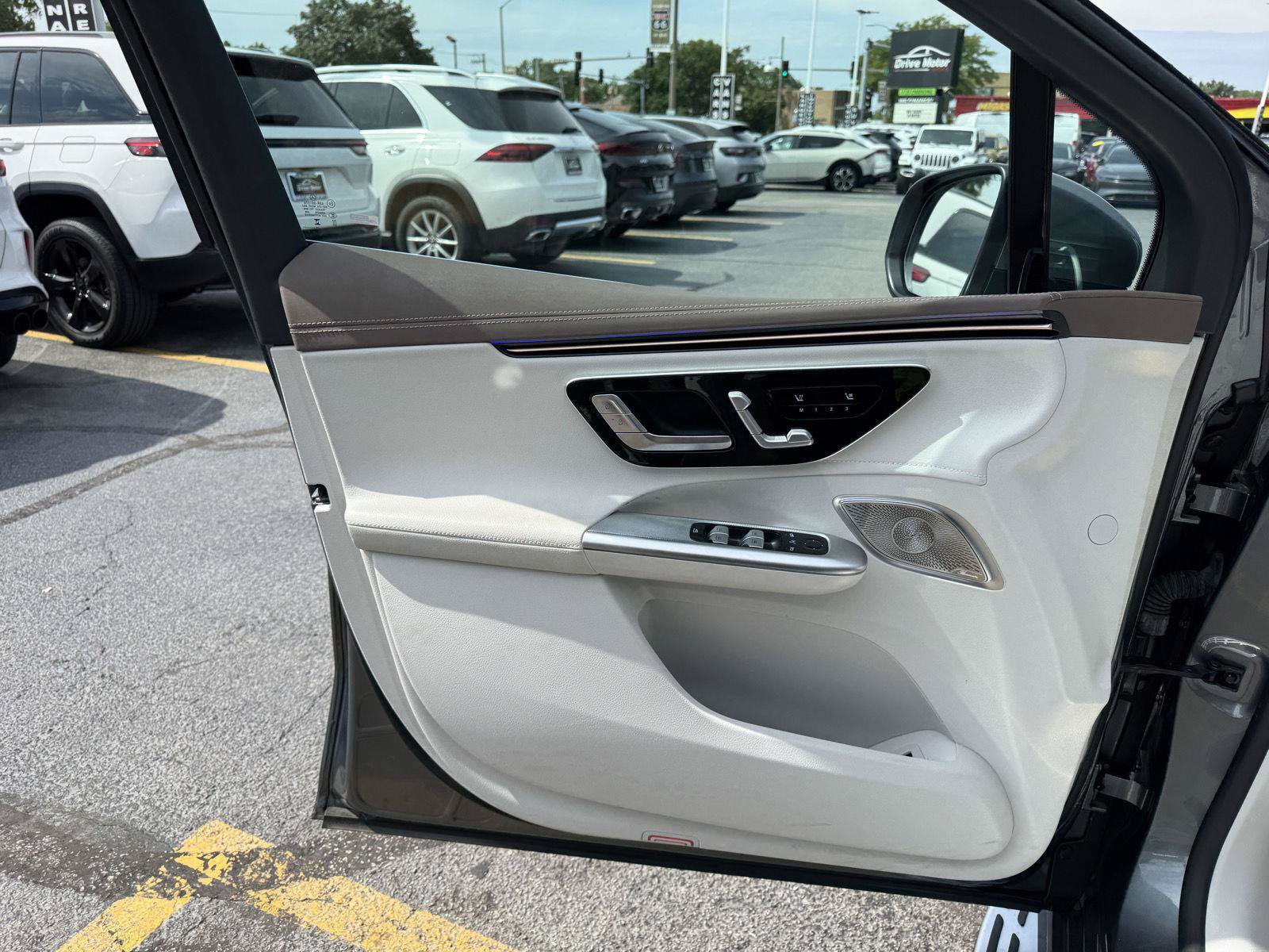 Used 2023 Mercedes-Benz EQE 350+ SUV w/ Exclusive Trim Package image 20