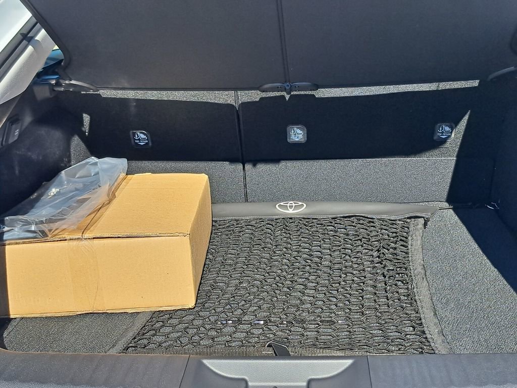 New 2026 Toyota Prius Plug-In Hybrid image 27