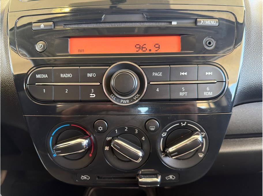 Used 2017 Mitsubishi Mirage ES image 17