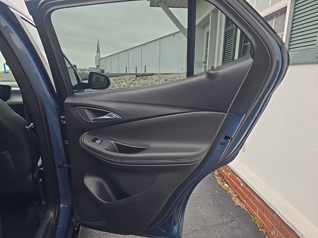 Used 2024 Buick Encore GX Sport Touring image 21