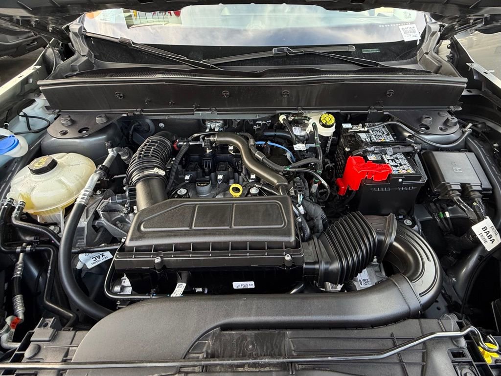 Certified 2025 Ford Bronco Sport Outer Banks w/ Outer Banks Tech Package+ AWD/4WD image 30