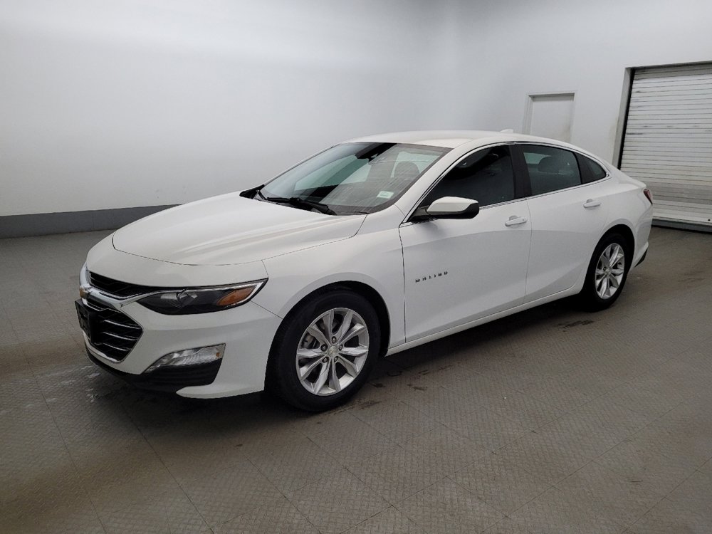 Used 2020 Chevrolet Malibu LT image 2