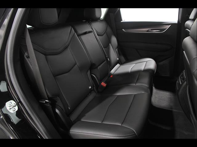 Used 2025 Cadillac XT5 Luxury w/ LPO, Floor Liner Package AWD/4WD image 18
