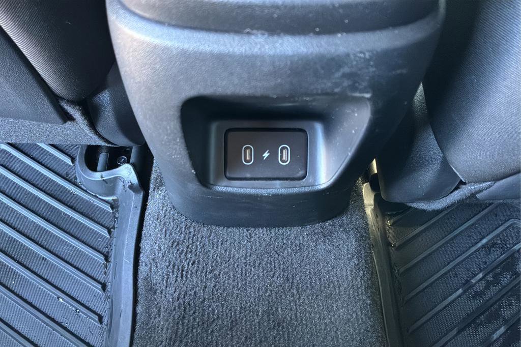 Certified 2025 Hyundai Elantra SE image 15
