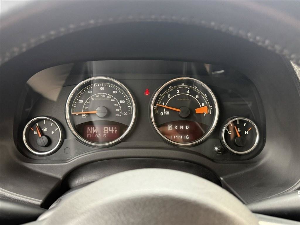 Used 2014 Jeep Patriot Limited w/ Sun/Sound Group AWD/4WD image 19