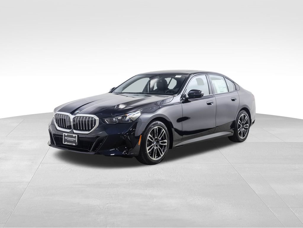 New 2026 BMW 530i xDrive w/ M Sport Package