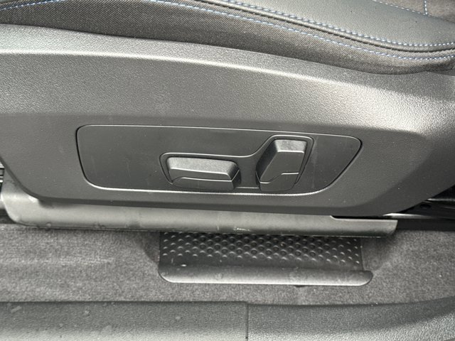 Used 2025 BMW X1 xDrive28i AWD/4WD image 17