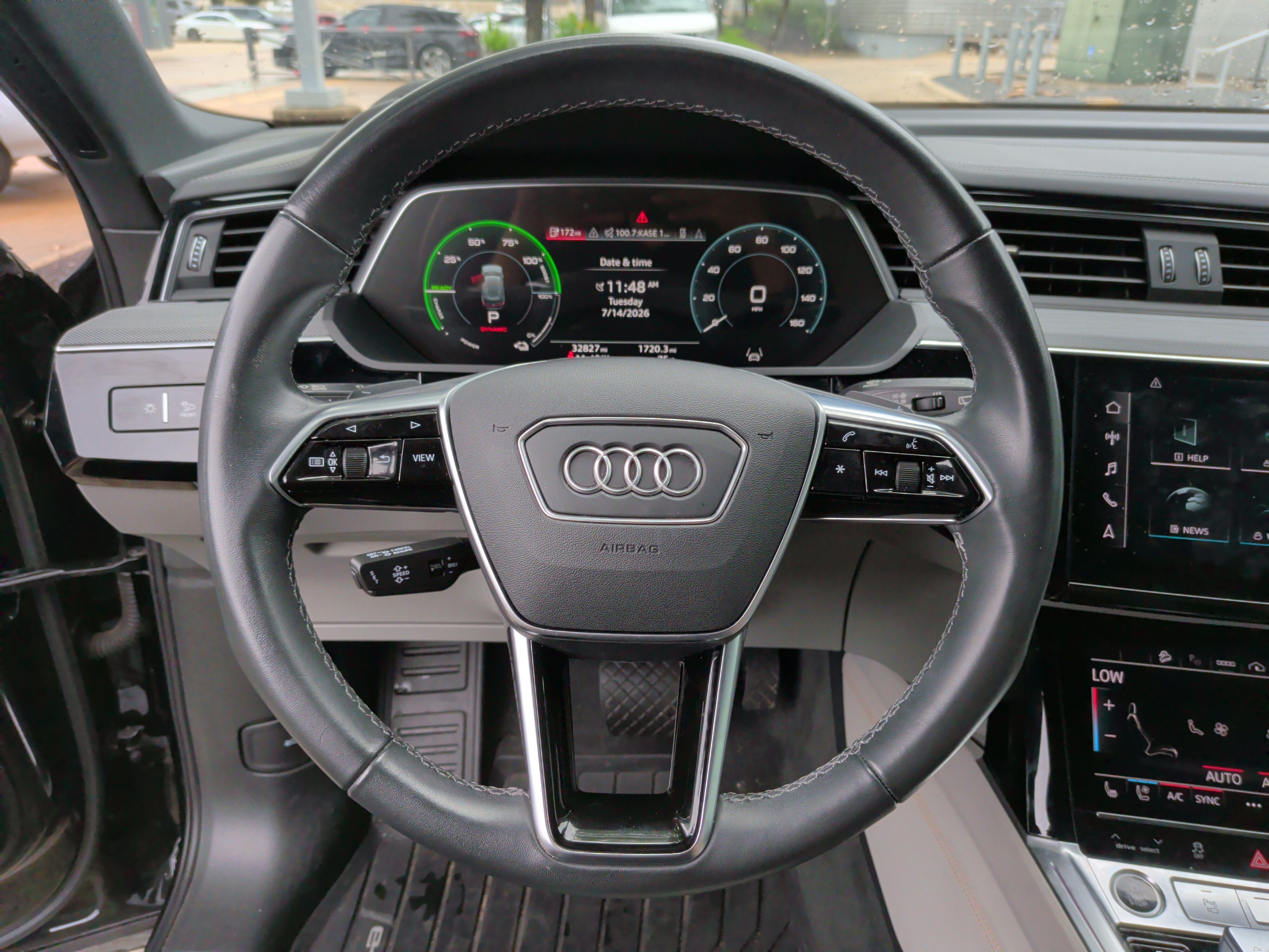 Used 2024 Audi Q8 e-tron Prestige w/ Prestige Package AWD/4WD image 17