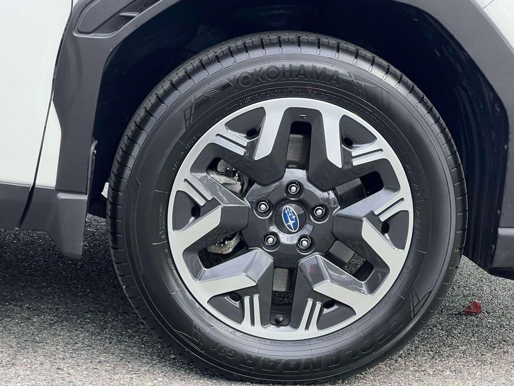 Certified 2025 Subaru Forester image 6