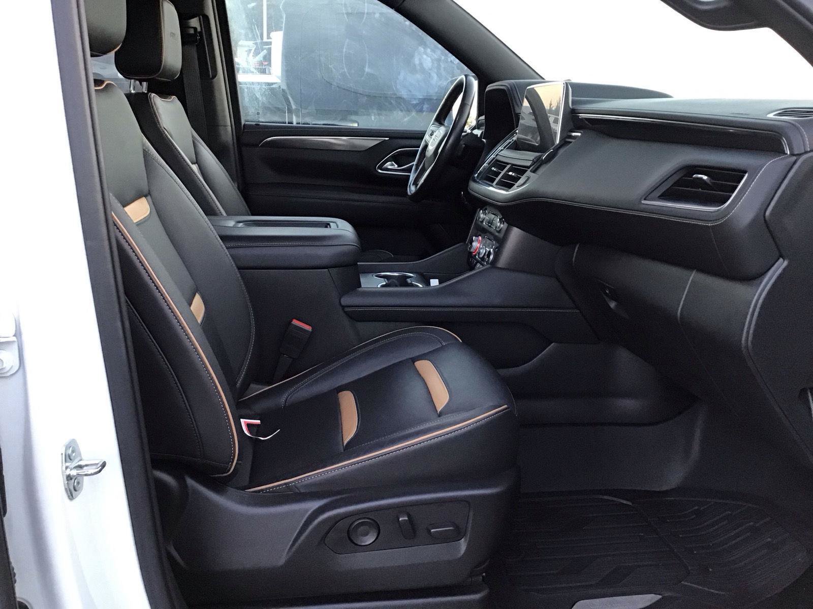 Used 2021 GMC Yukon AT4 w/ Technology Package AWD/4WD image 7
