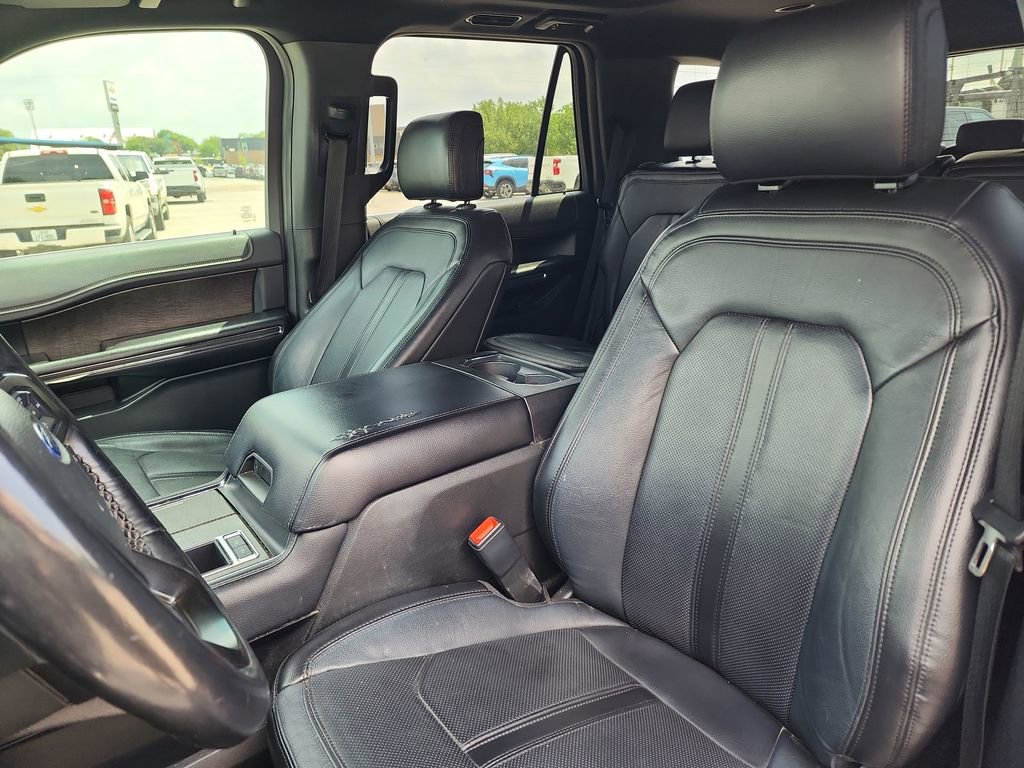 Used 2019 Ford Expedition Limited w/ Equipment Group 302A RWD image 11