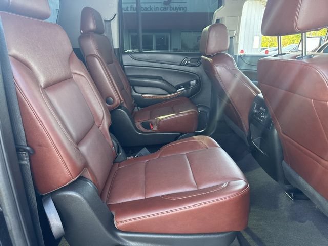 Used 2019 Chevrolet Suburban Premier w/ Premier Plus Edition AWD/4WD image 11