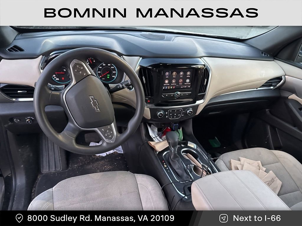 Used 2022 Chevrolet Traverse LS w/ Midnight/Sport Edition image 6
