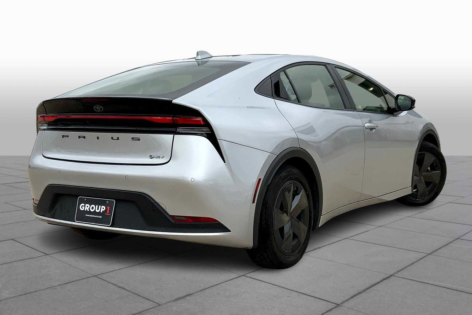 Used 2024 Toyota Prius XLE image 23