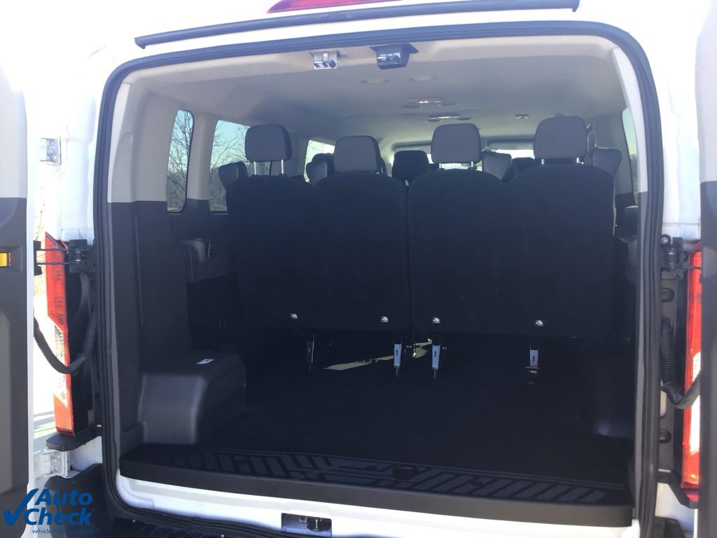 Used 2023 Ford Transit 350 XLT image 6