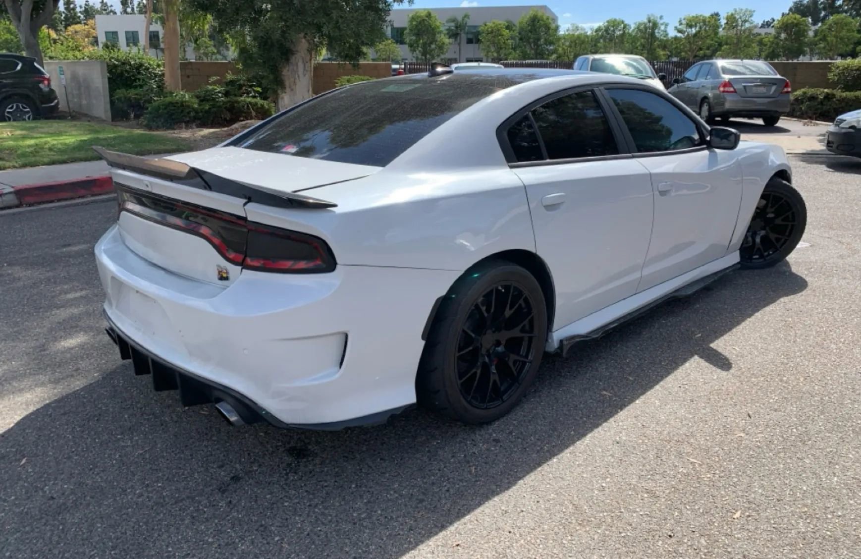 Used 2019 Dodge Charger Scat Pack w/ Plus Group image 3
