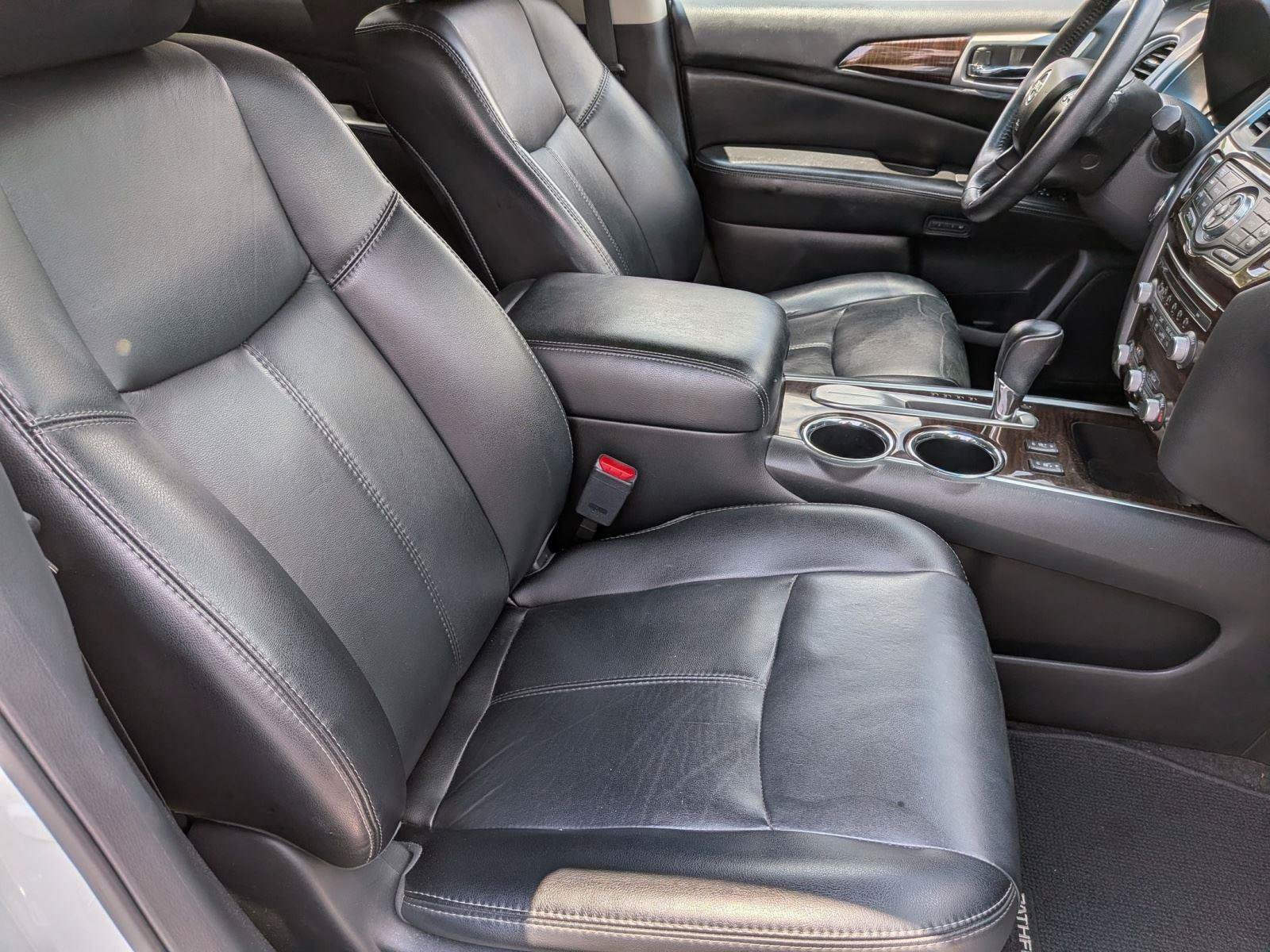 Used 2015 Nissan Pathfinder SL w/ SL Tech Package FWD image 49