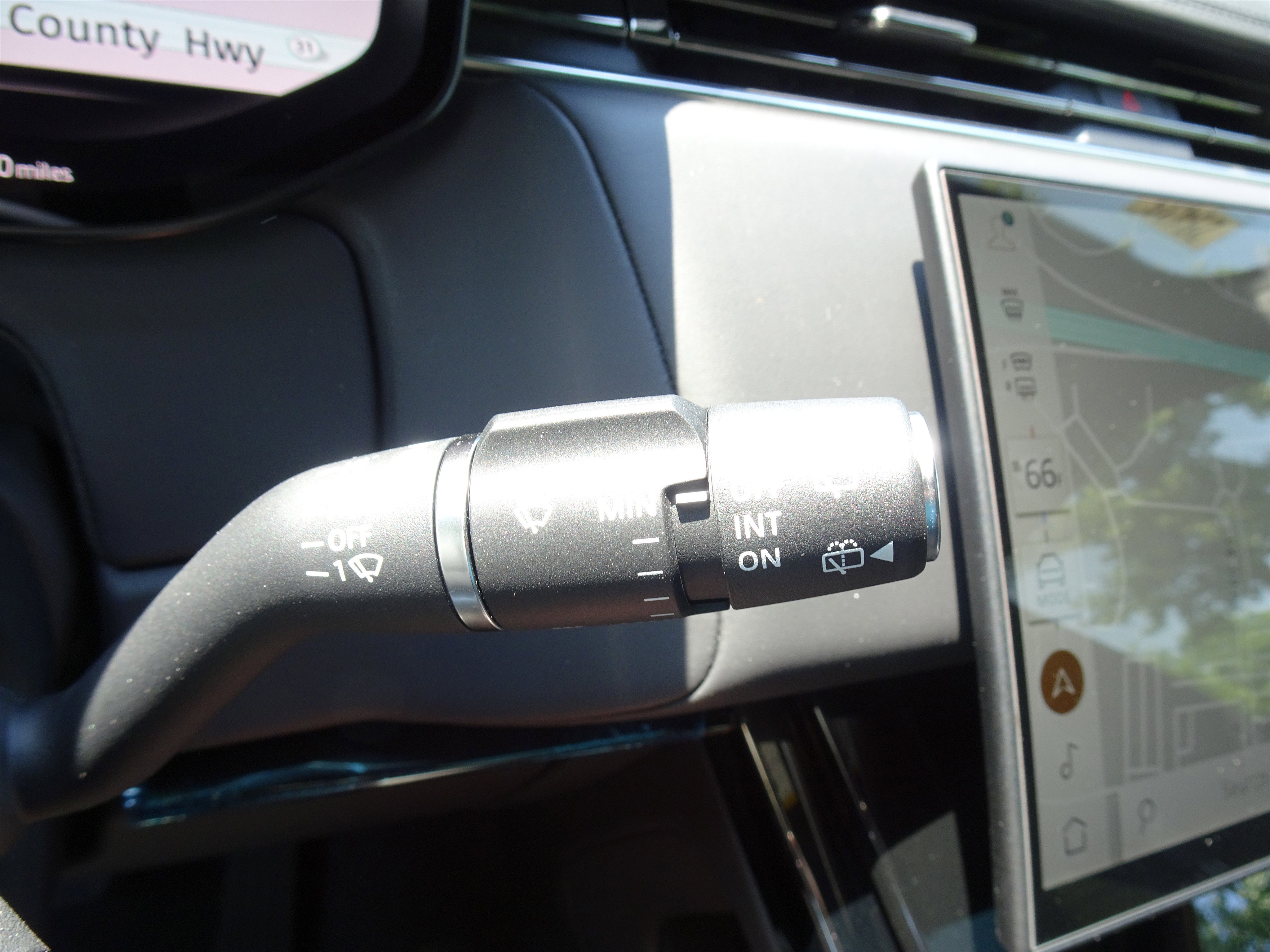 New 2025 Land Rover Range Rover Sport SE AWD/4WD image 25