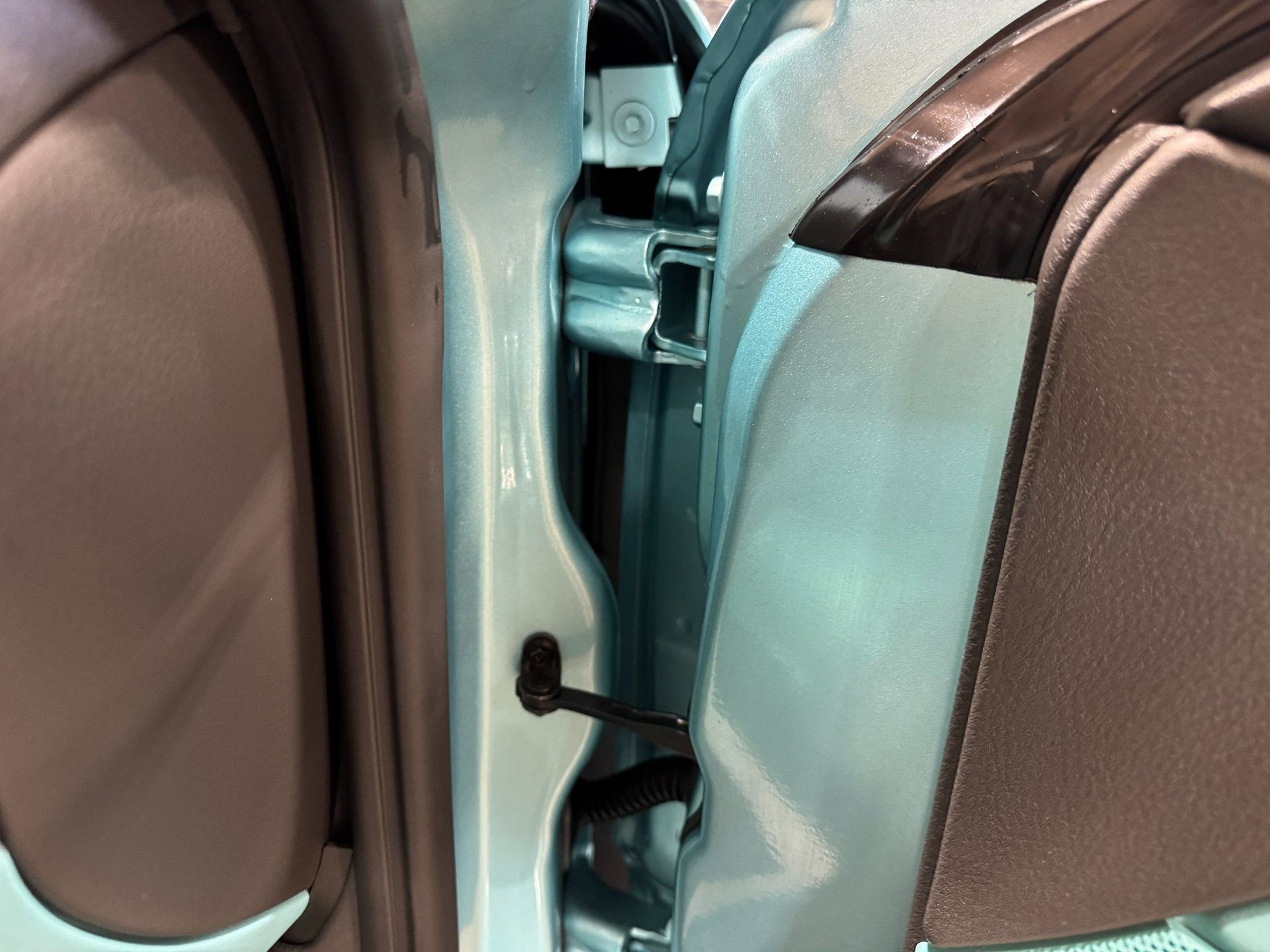 Used 2002 Ford Thunderbird image 68