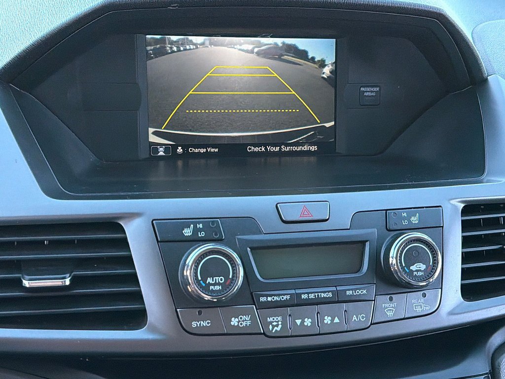 Used 2014 Honda Odyssey Touring Elite image 17
