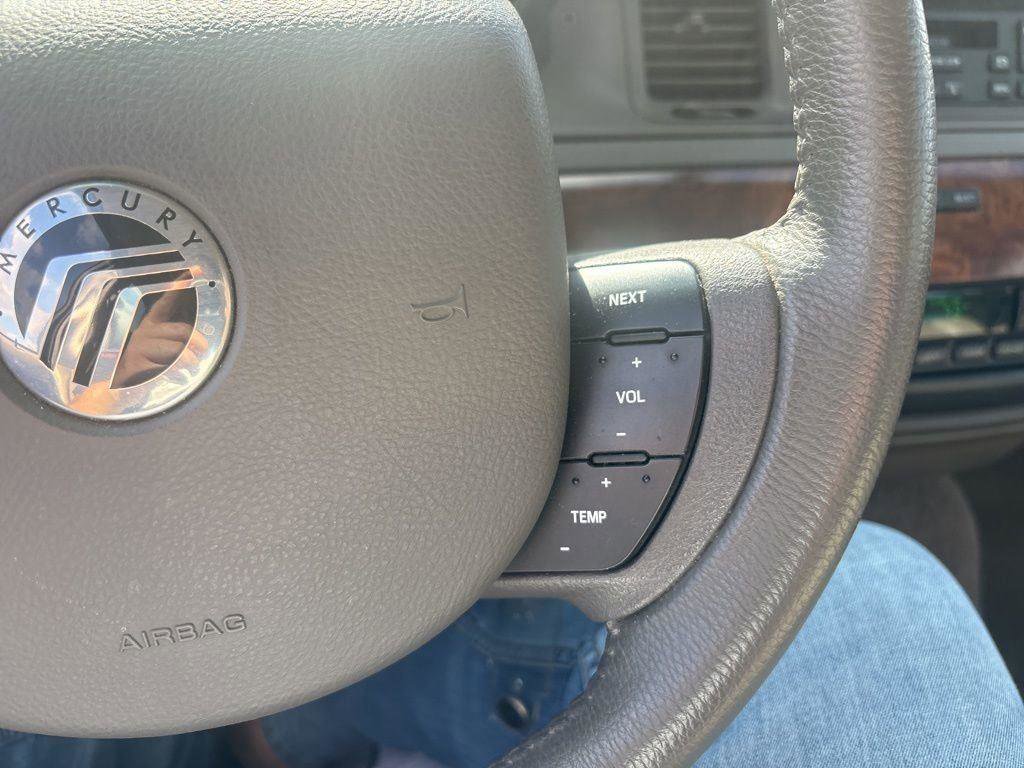Used 2006 Mercury Grand Marquis LS image 16