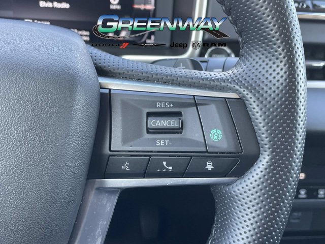 Used 2025 Mitsubishi Outlander SE AWD/4WD image 27