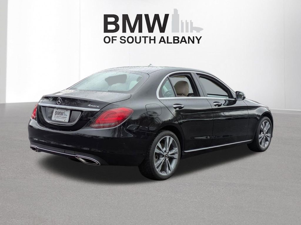 Used 2019 Mercedes-Benz C 300 4MATIC Sedan image 4