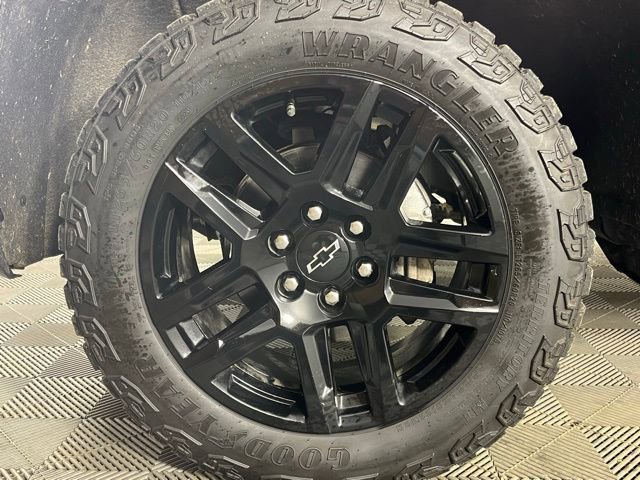 Used 2021 Chevrolet Silverado 1500 LT Trail Boss w/ Convenience Package II image 9