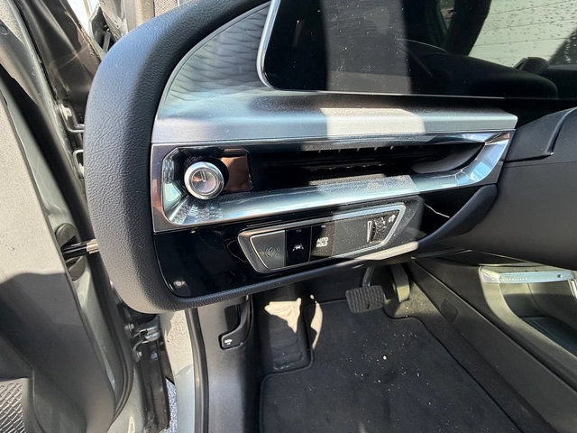 Used 2024 Cadillac Lyriq Luxury w/ LPO, Floor Liner Package AWD/4WD image 32