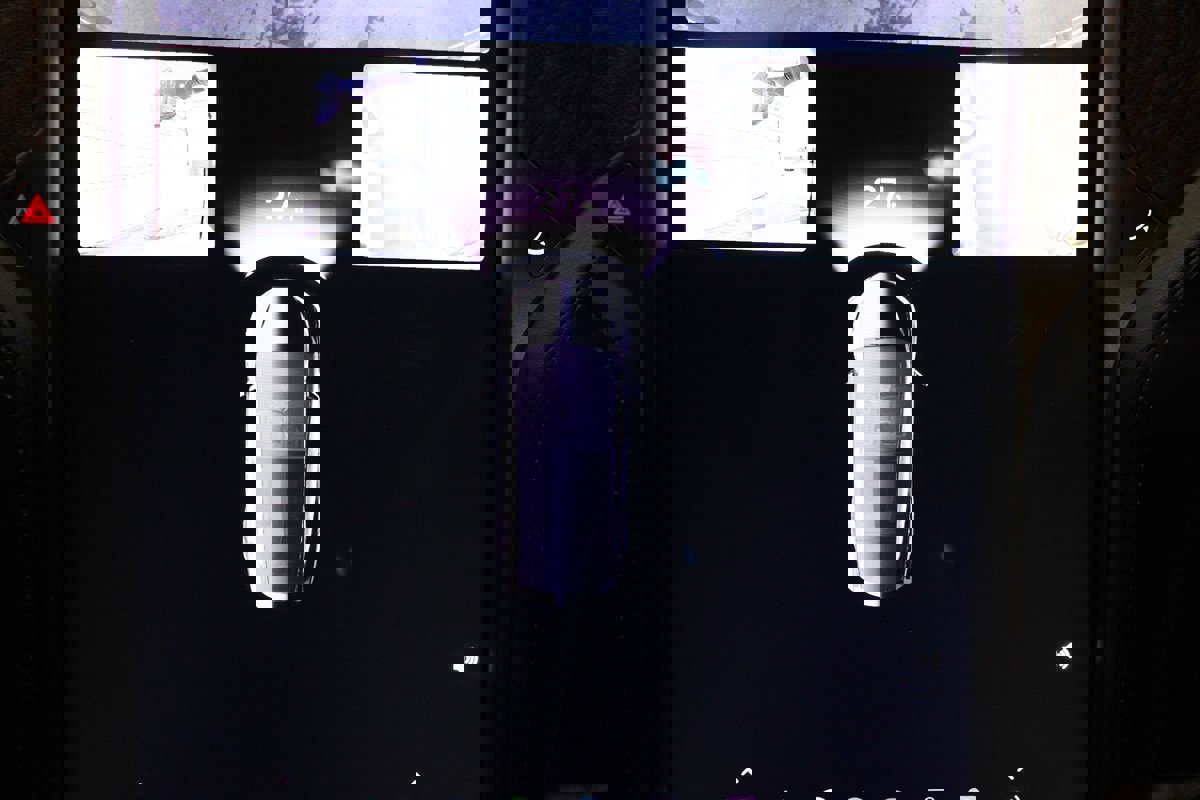 Used 2020 Tesla Model X image 52