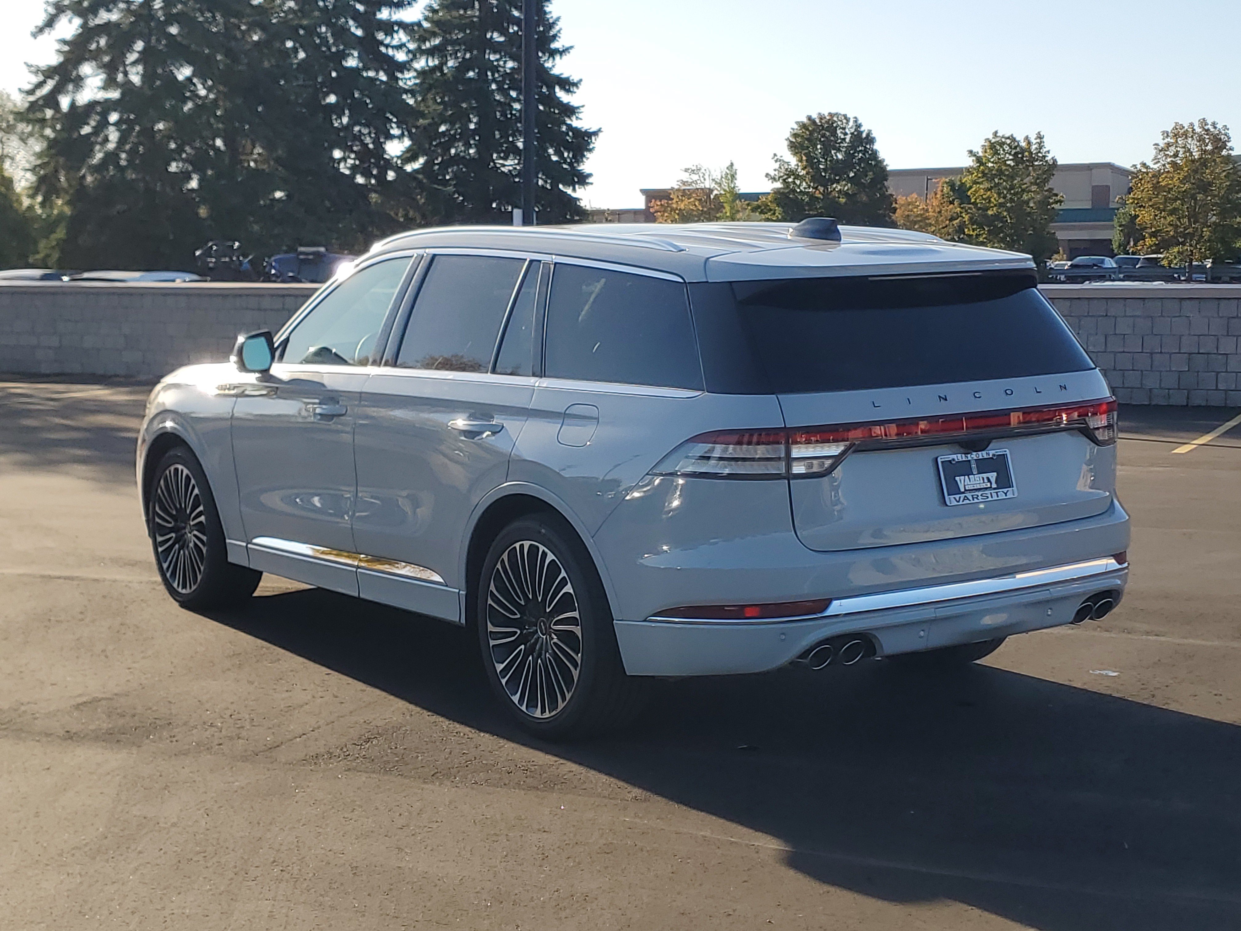 New 2027 Lincoln Aviator Black Label w/ Dynamic Handling Package AWD/4WD image 3