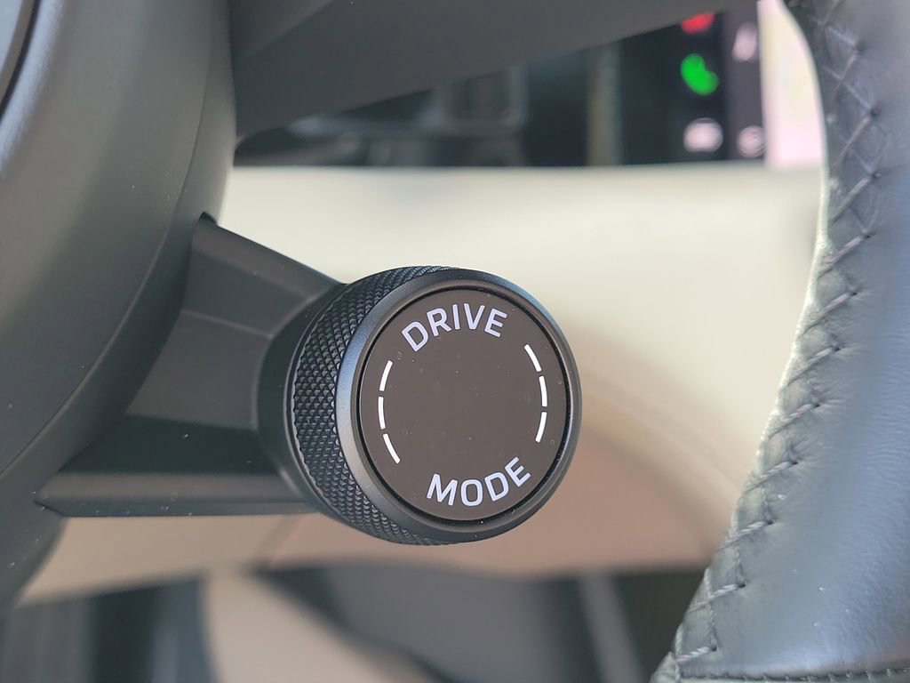 Certified 2023 Porsche Taycan 4S image 39