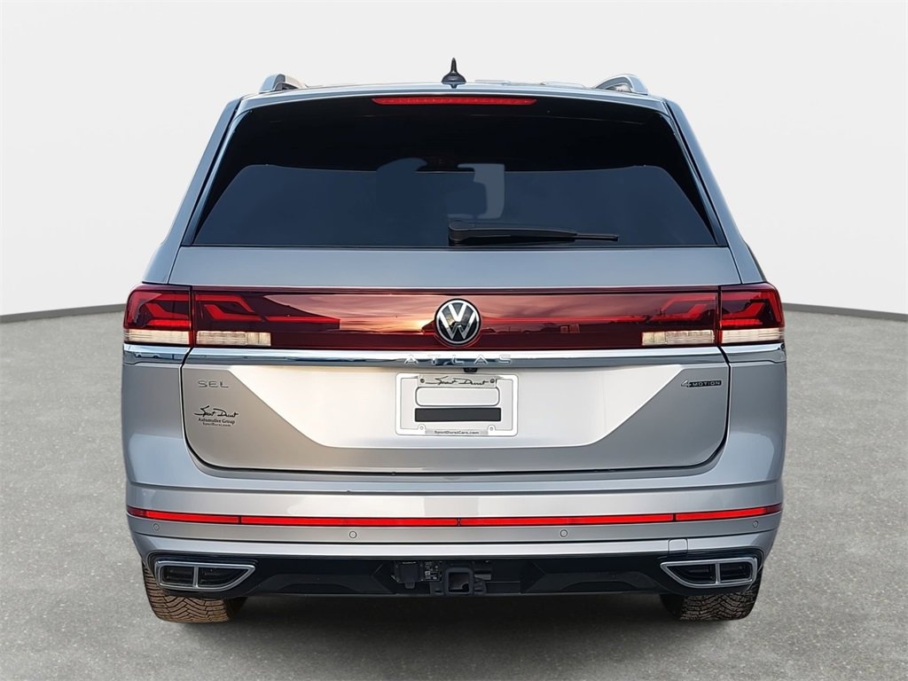 Certified 2024 Volkswagen Atlas SEL Premium R-Line image 6