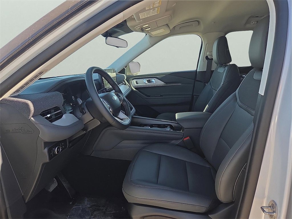 New 2026 Ford Explorer Active image 12