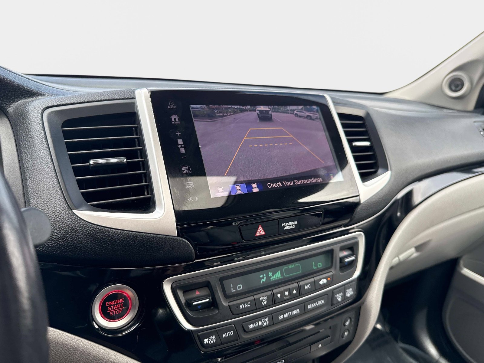 Used 2018 Honda Pilot Elite image 25