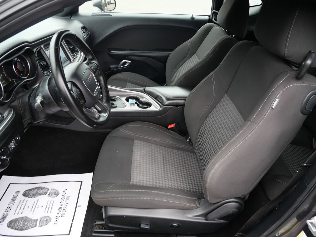 Used 2020 Dodge Challenger SXT AWD/4WD image 14
