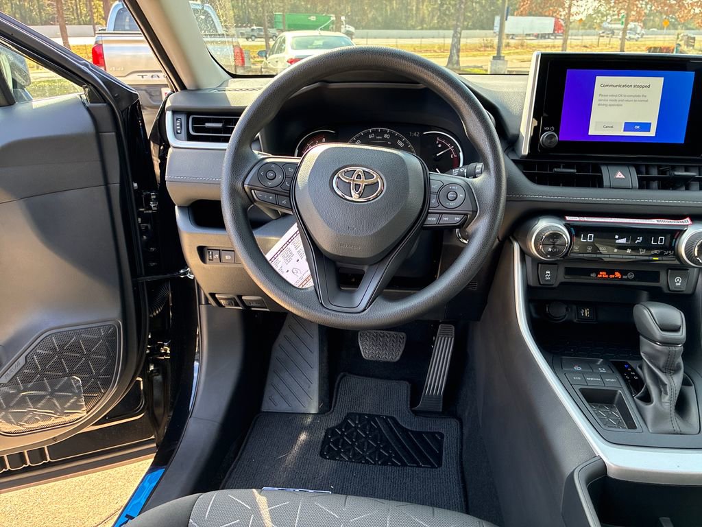 New 2025 Toyota RAV4 XLE image 18