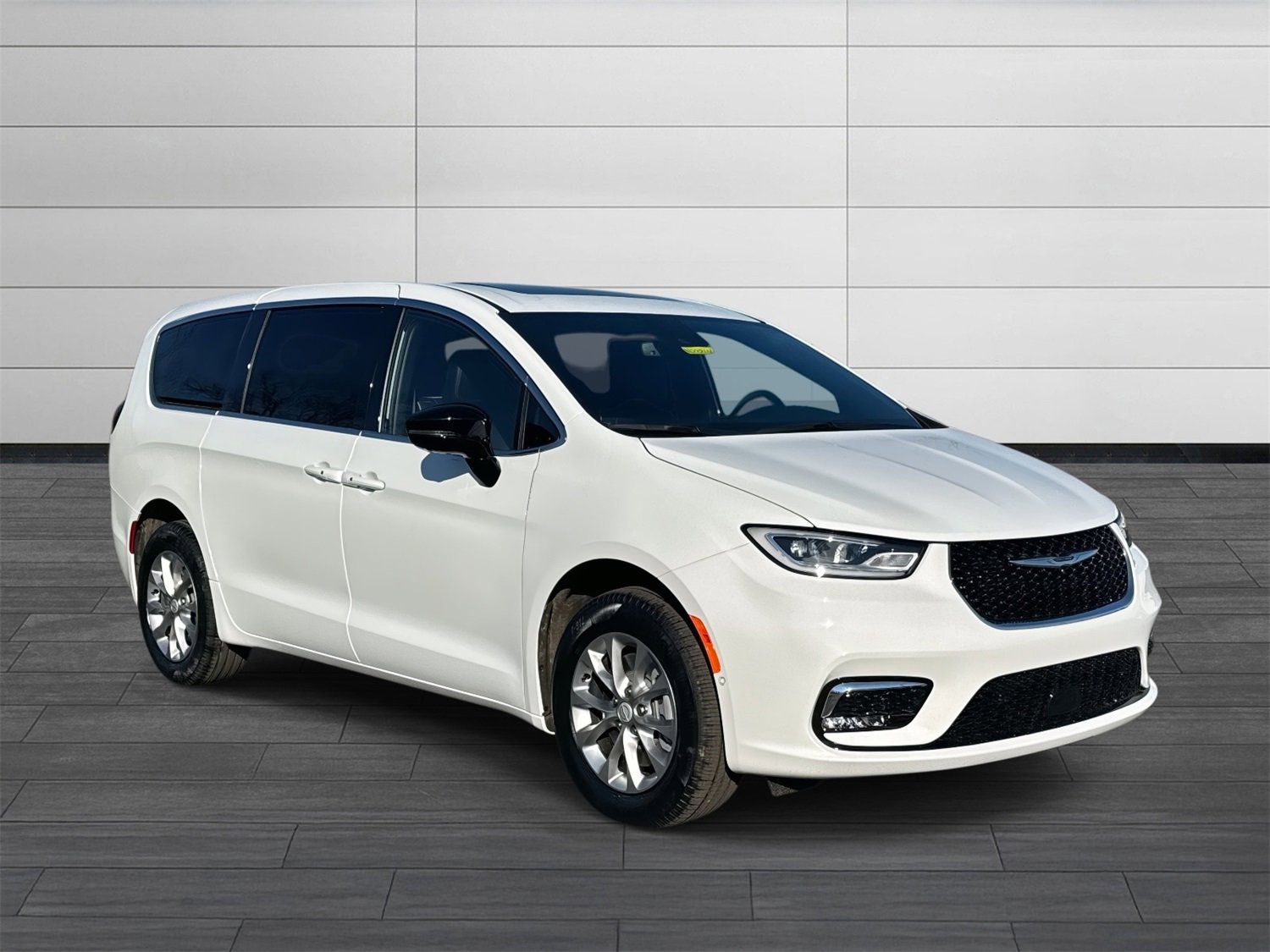 New 2026 Chrysler Pacifica Limited image 1