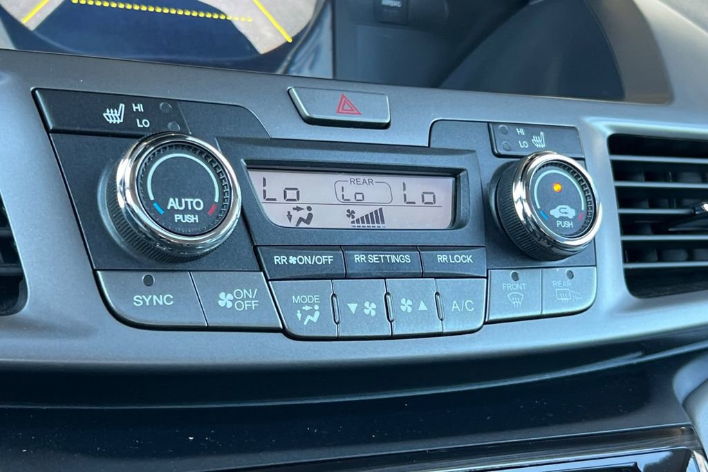 Used 2014 Honda Odyssey Touring Elite image 21