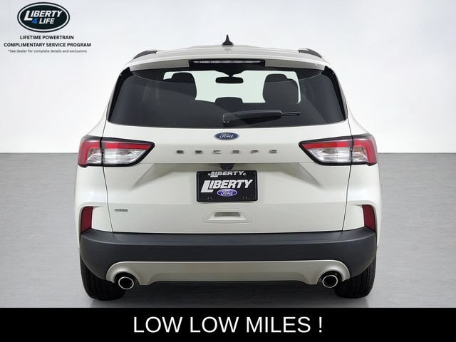 Used 2022 Ford Escape SE w/ Cold Weather Package FWD image 7