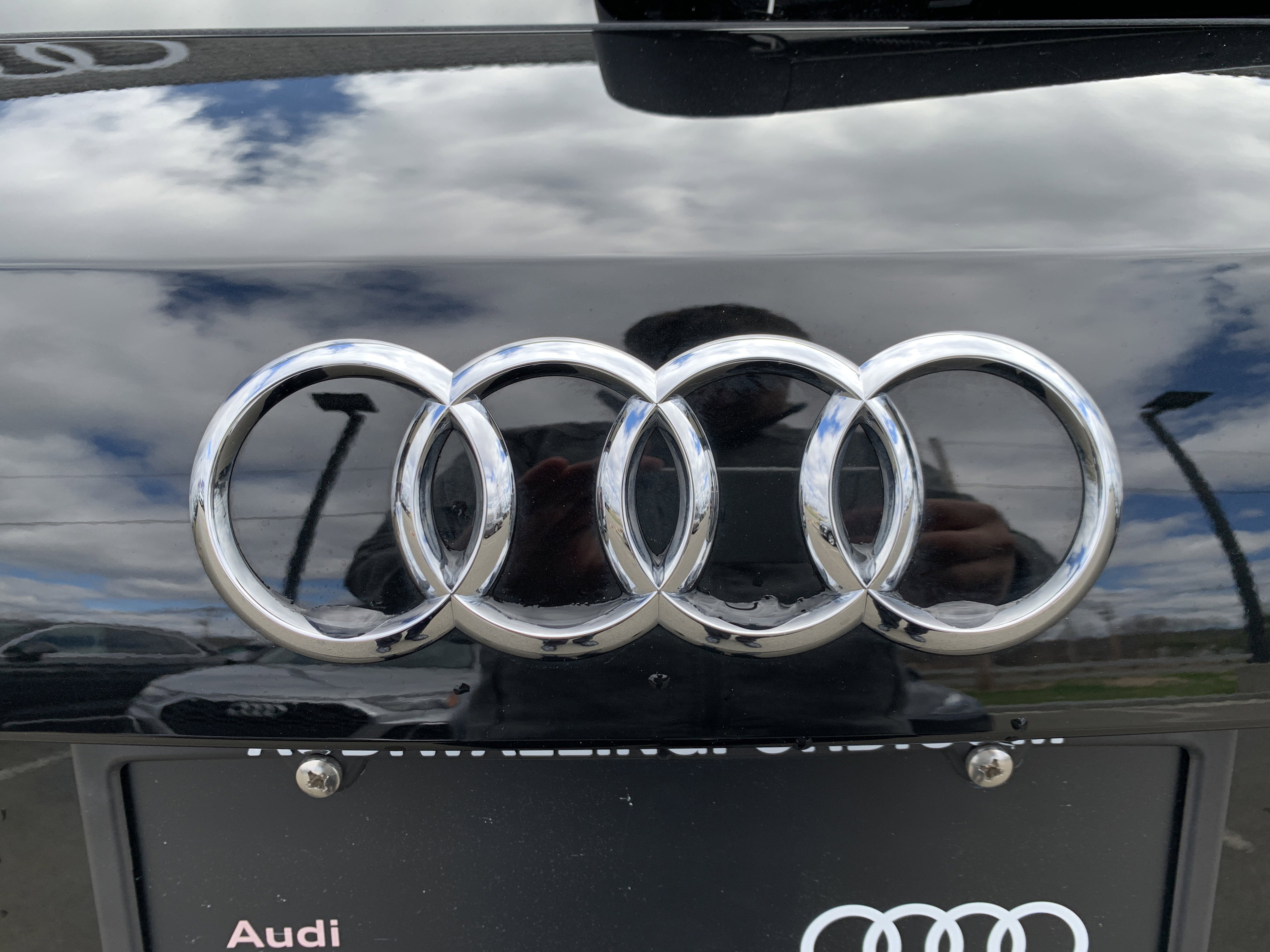Used 2025 Audi Q3 2.0T Premium w/ Convenience Package image 21