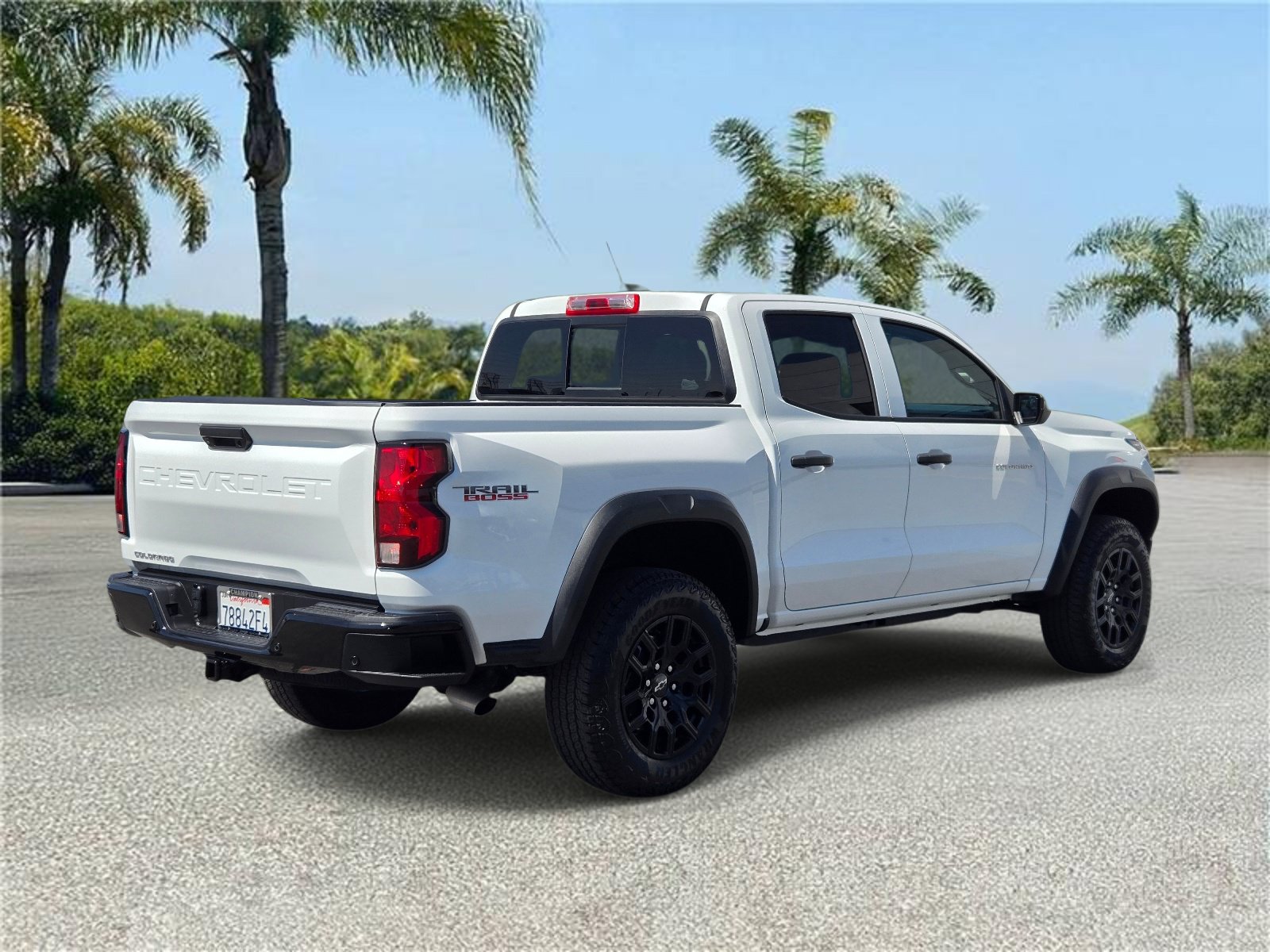 Used 2025 Chevrolet Colorado Trail Boss AWD/4WD image 4