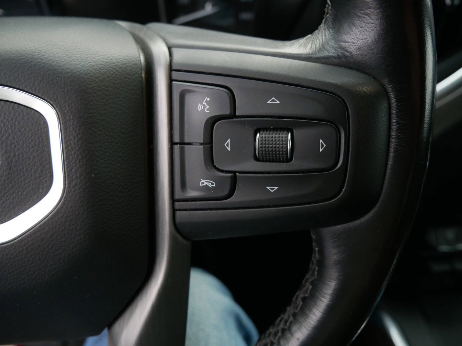 Used 2022 GMC Sierra 3500 Denali image 26