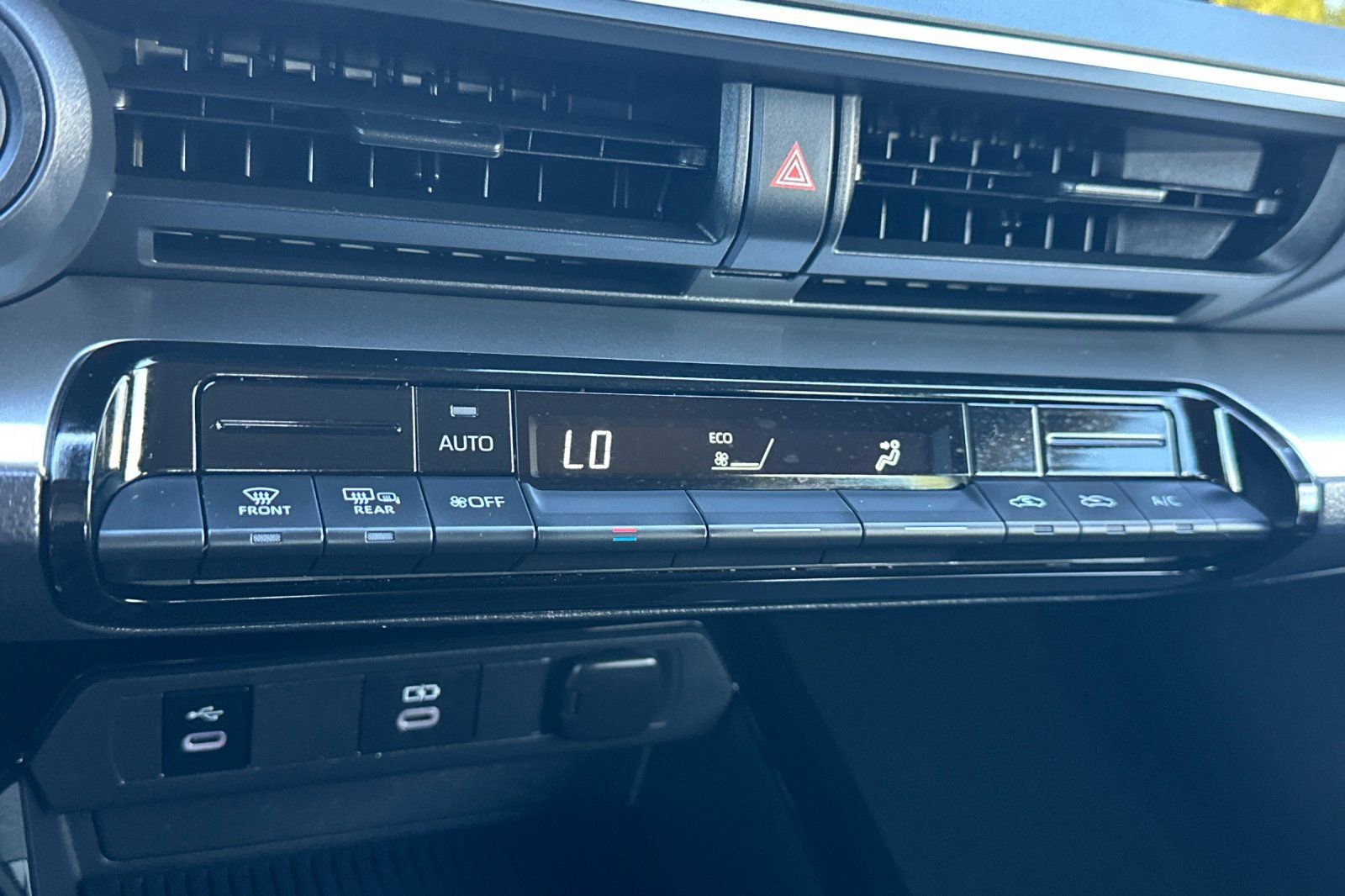 Certified 2026 Toyota Prius LE image 29