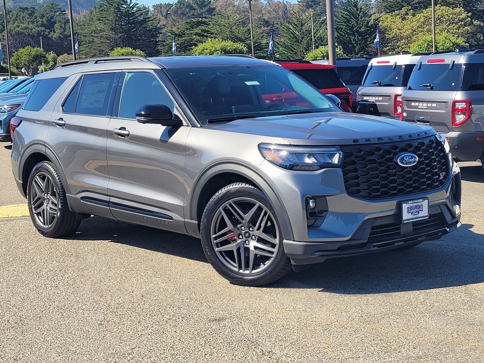 New 2026 Ford Explorer ST AWD/4WD image 2