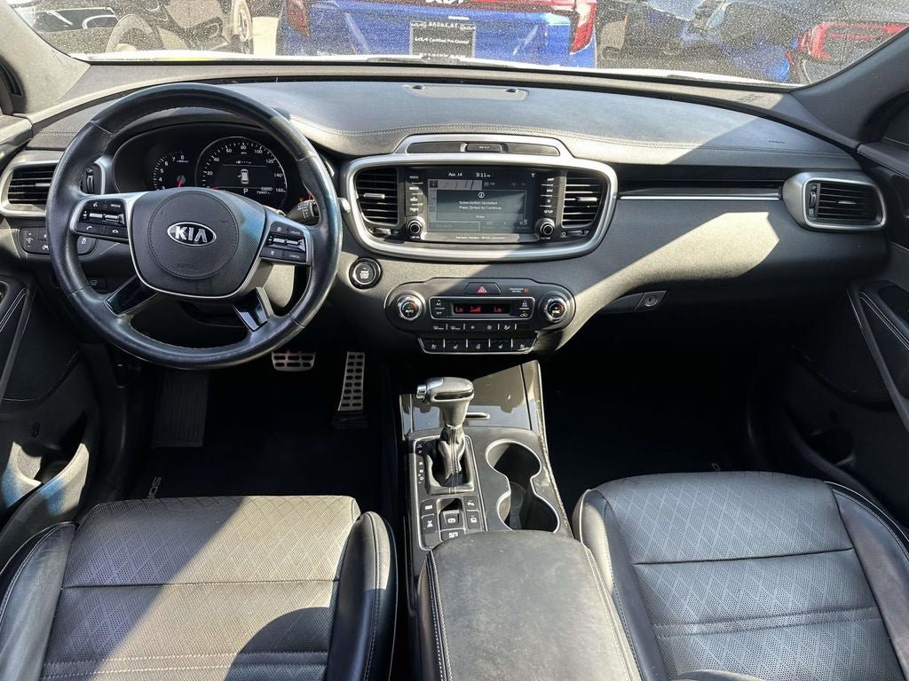 Used 2019 Kia Sorento SX image 12