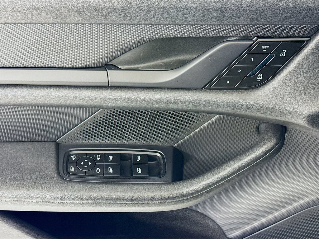 Certified 2023 Porsche Taycan RWD image 11
