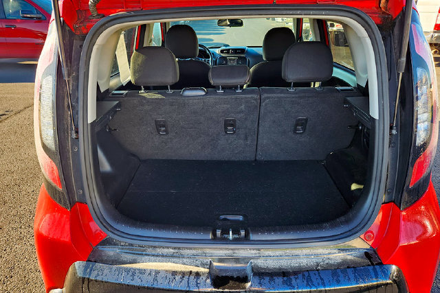Used 2016 Kia Soul + FWD image 23