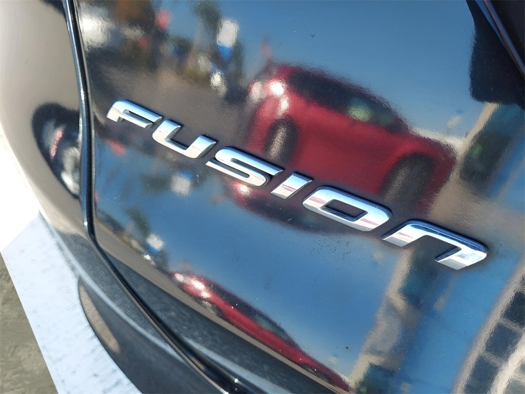 Used 2016 Ford Fusion Titanium image 10